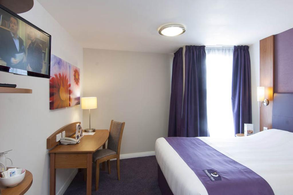 Premier Inn London Hayes, Heathrow Hayes  Δωμάτιο φωτογραφία