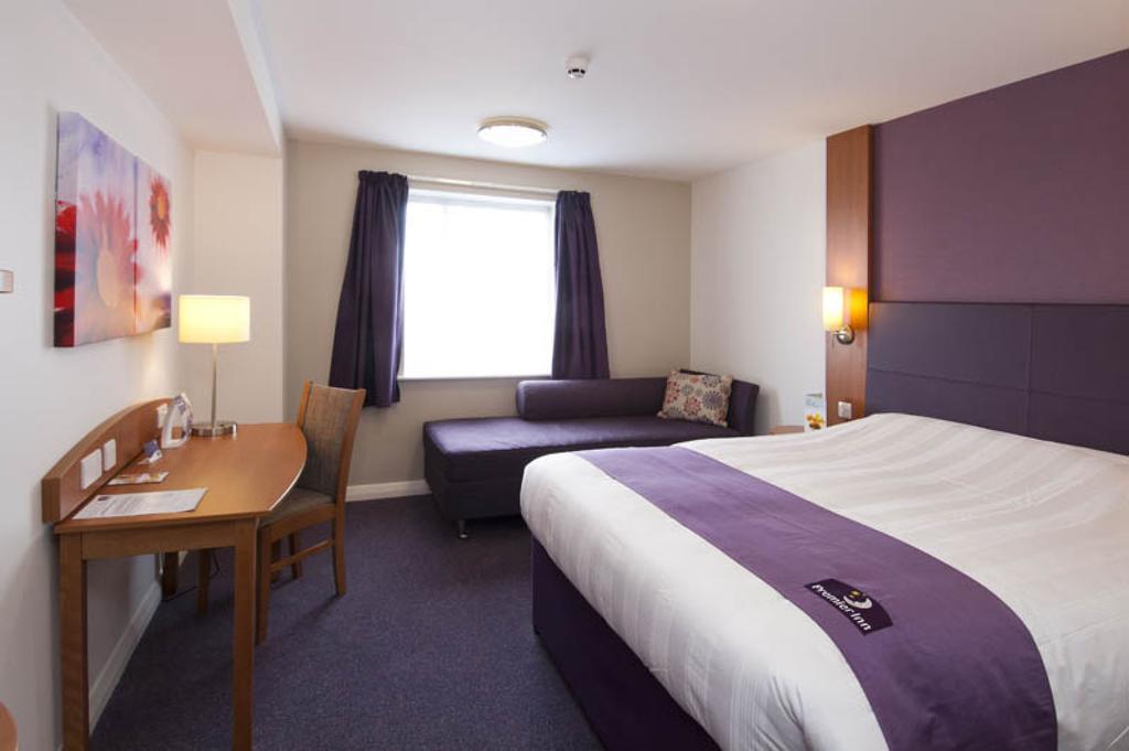 Premier Inn London Hayes, Heathrow Hayes  Εξωτερικό φωτογραφία